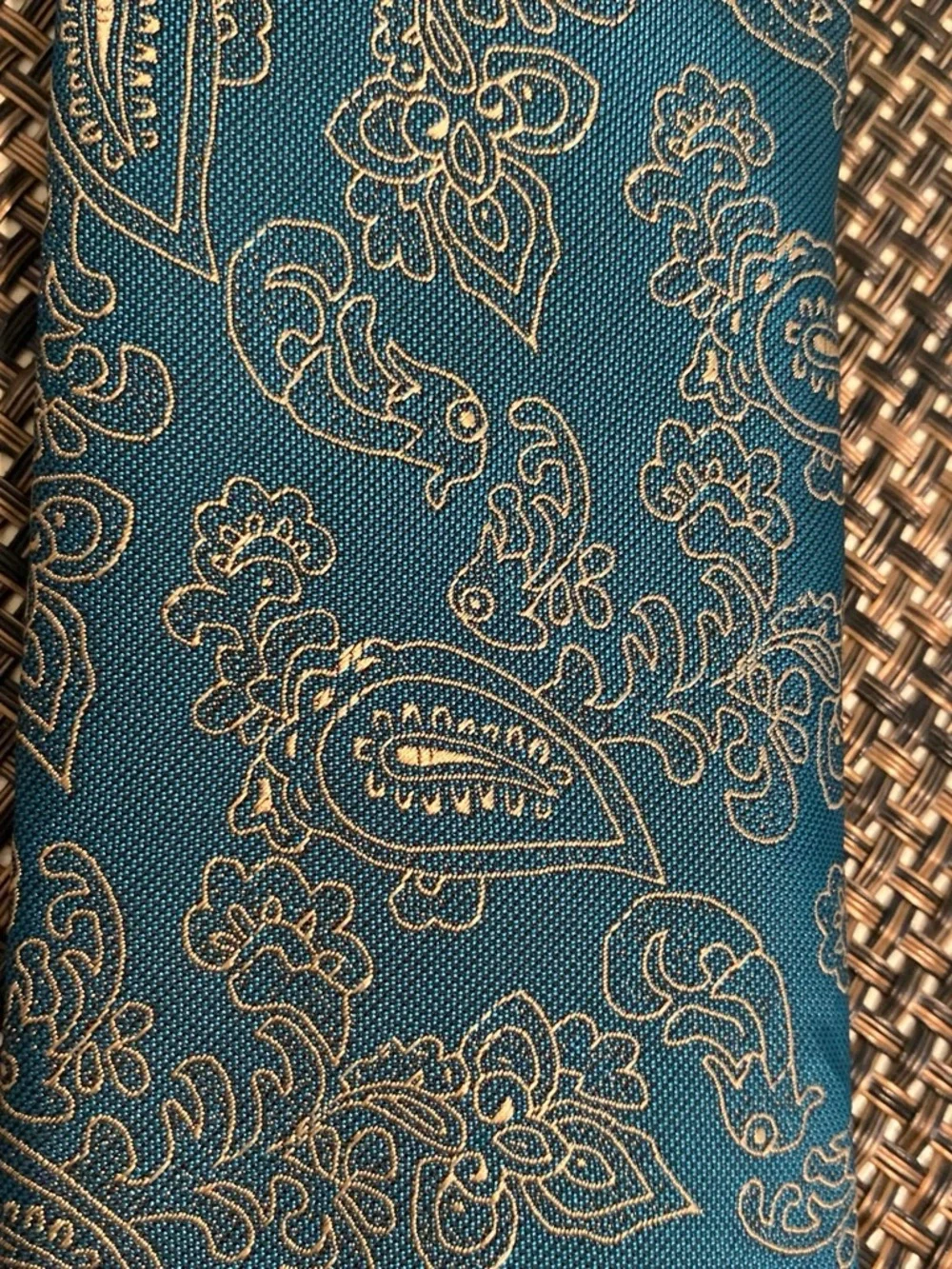 Hi-Tie Mens Teal Paisley Men’s Silk Tie with Gold Paisley Accents